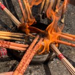 什么时候清理香炉灰打扫供桌，家用香炉的禁忌有哪些？