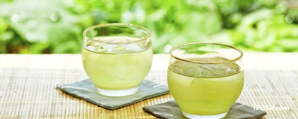 喝咖啡致牙齿变黄?3大方法解决牙齿黄 喝咖啡会导致牙齿变黄吗 喝咖啡牙齿变黄怎么办 咖啡喝多会怎么样