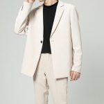 藏蓝色和黑色西服差别 西服的颜色很重要