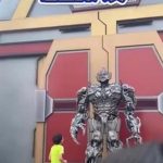 德云社在逃成员什么意思？ 这梗是网友对北京环球影城的威震天的戏称