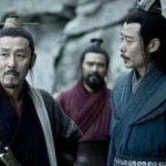 鸿门宴中项伯百般保护刘邦，到底是出于什么目的？