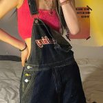 背带裤扣子安装步骤 穿起来会显得可爱减龄