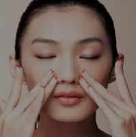 一个动作鼻炎自愈