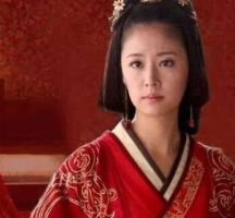从宫女到皇后 这个女人经历了什么？